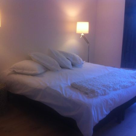 La Maison Rouge D'Uzes B&B المظهر الخارجي الصورة