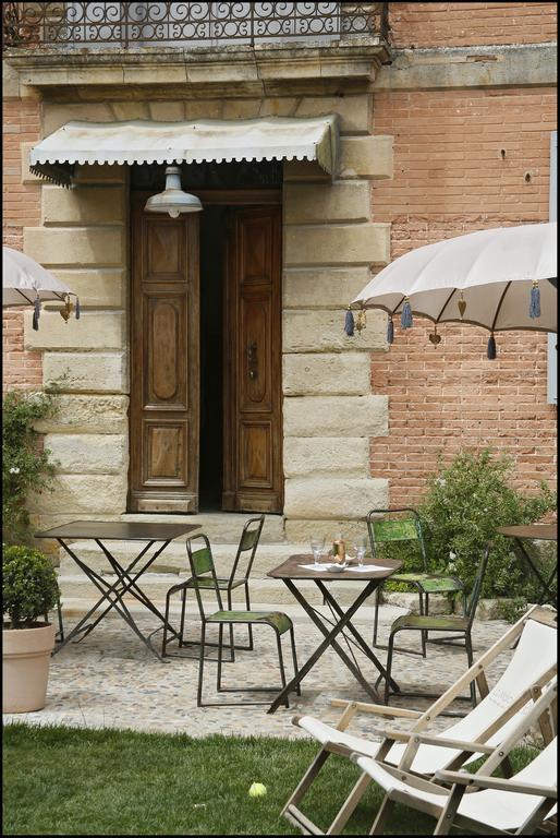 La Maison Rouge D'Uzes B&B المظهر الخارجي الصورة
