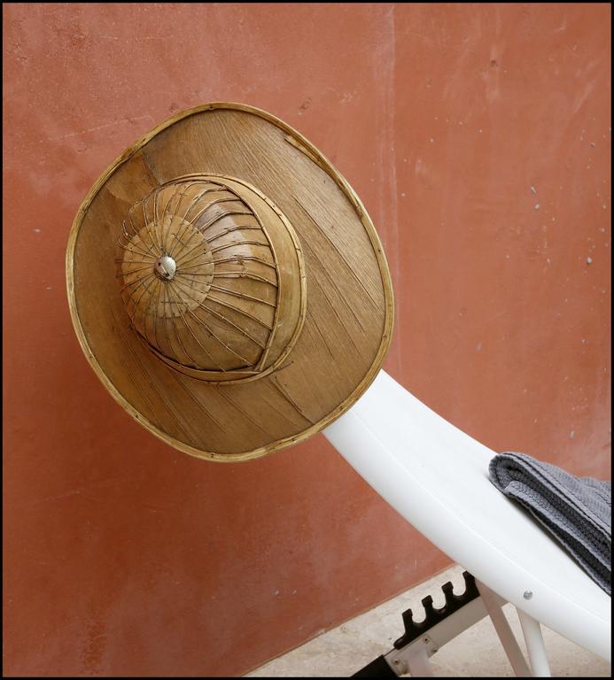 La Maison Rouge D'Uzes B&B المظهر الخارجي الصورة
