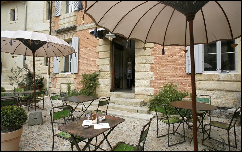 La Maison Rouge D'Uzes B&B المظهر الخارجي الصورة