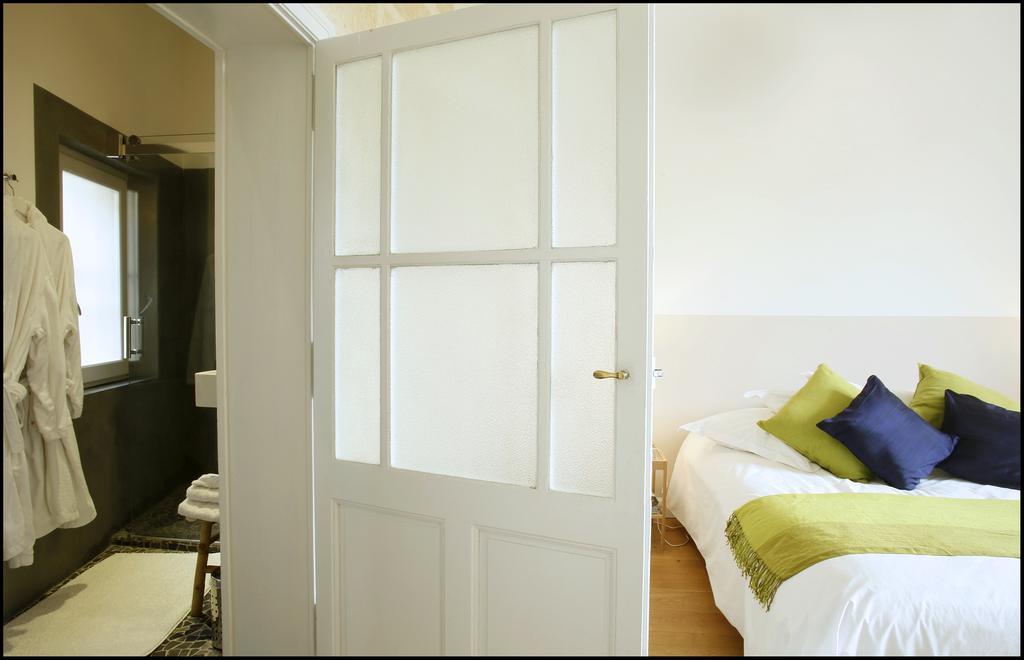 La Maison Rouge D'Uzes B&B المظهر الخارجي الصورة