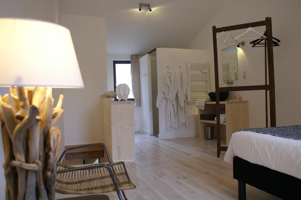 La Maison Rouge D'Uzes B&B الغرفة الصورة