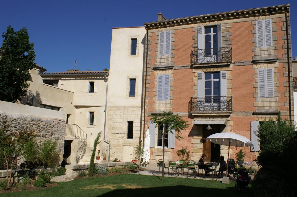 La Maison Rouge D'Uzes B&B المظهر الخارجي الصورة