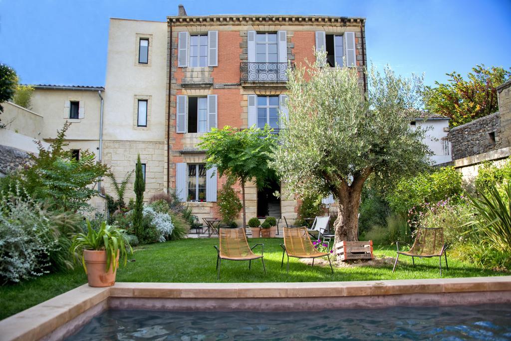La Maison Rouge D'Uzes B&B المظهر الخارجي الصورة
